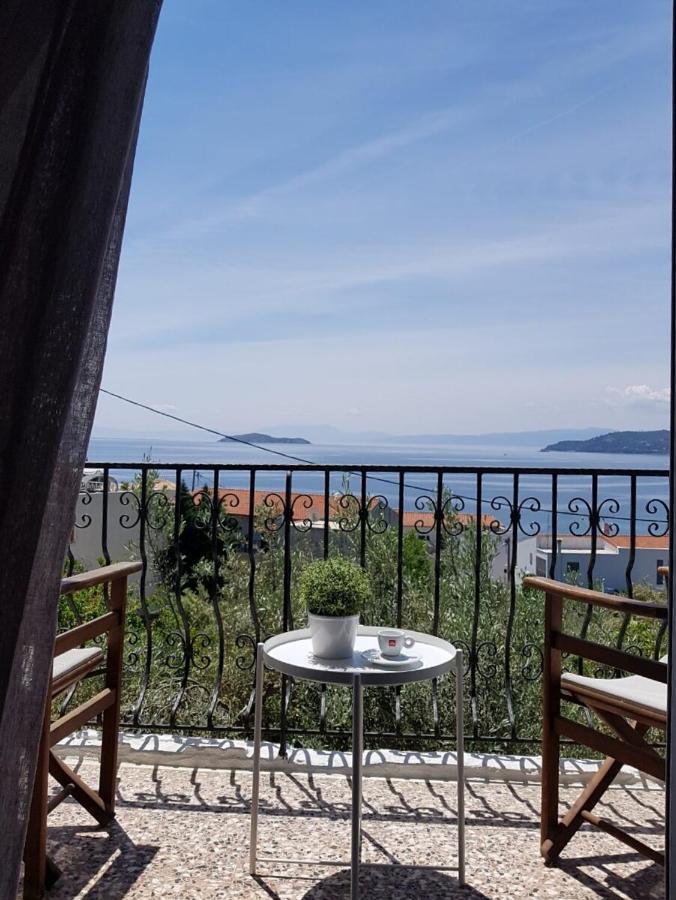 Greekowl Apartments Skiathos Town Bagian luar foto